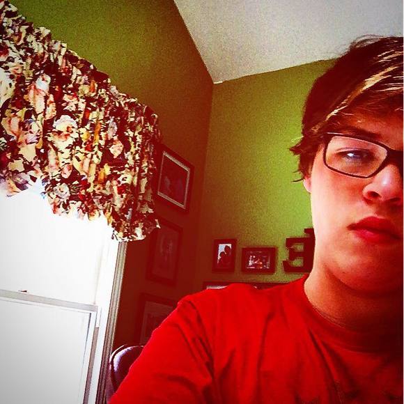 Meet your Posher, Kevin - Picture 1 of 1